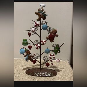 Festive Gingerbread Christmas Decor